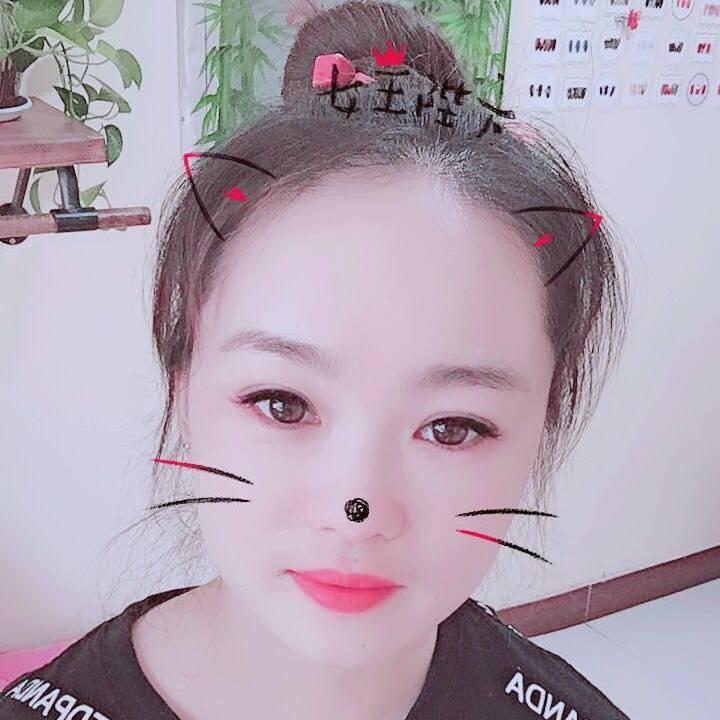 春苗服装屋美甲美睫