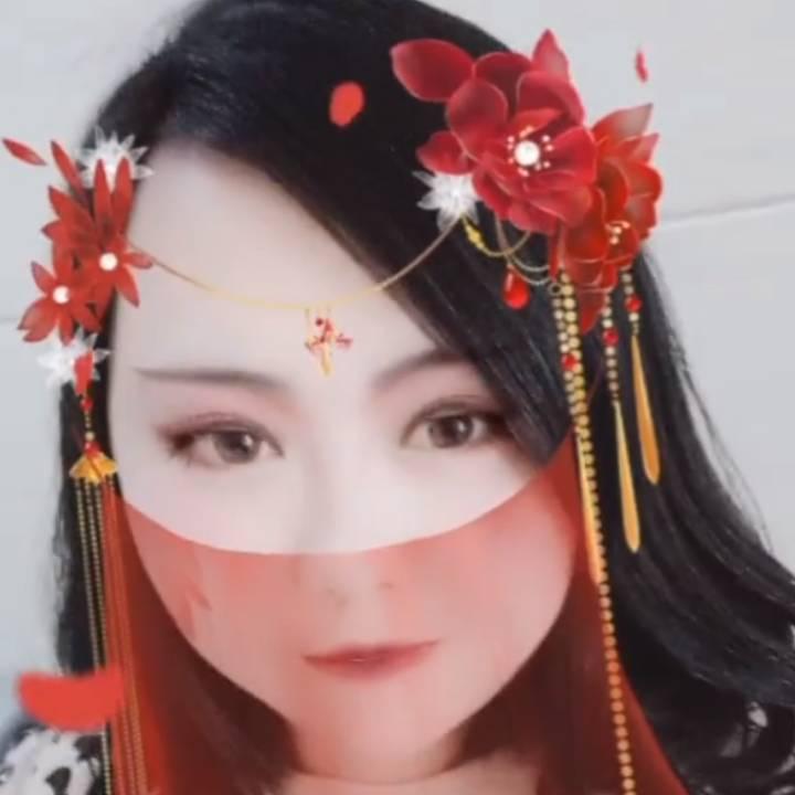小秋美甲美睫_