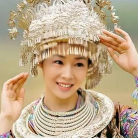 爱唱歌的娟子