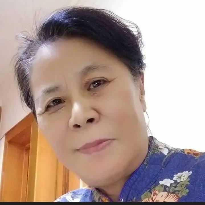拂晓春天