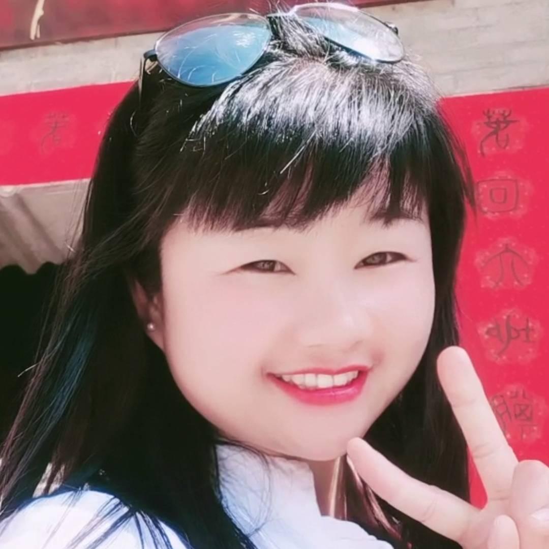 小小莫