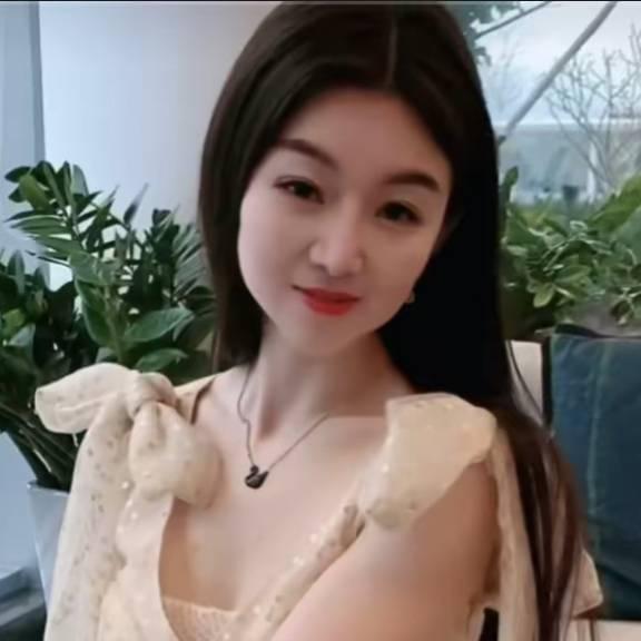 玩具之家 小怡姐