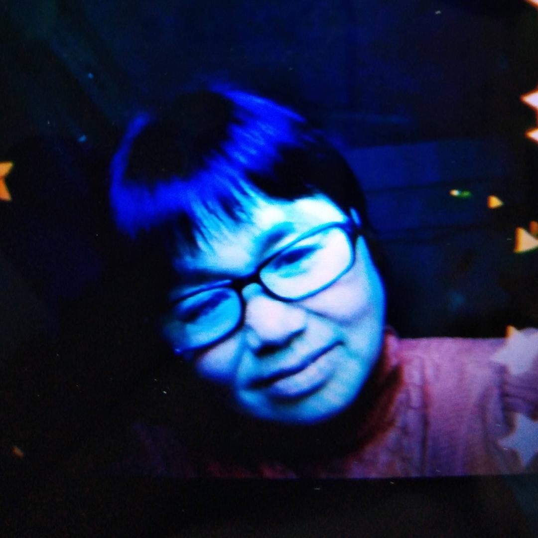 刘里月