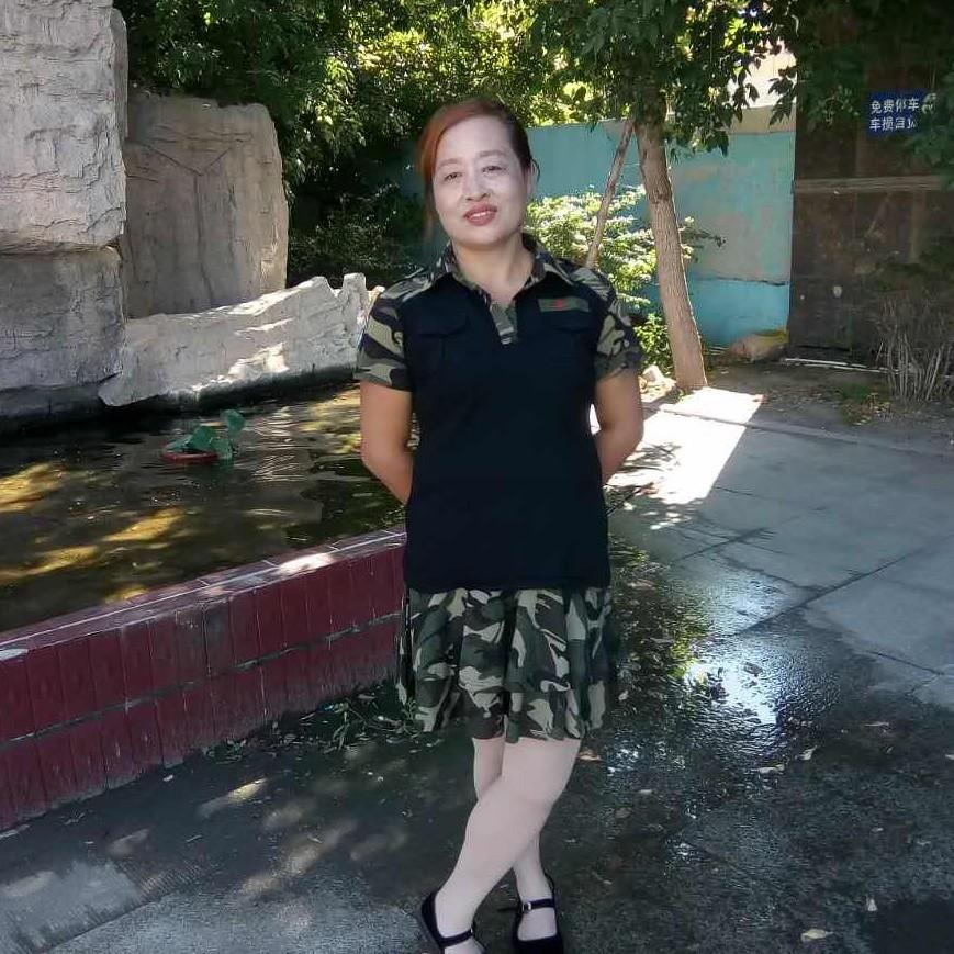 爱舞蹈的丽荣