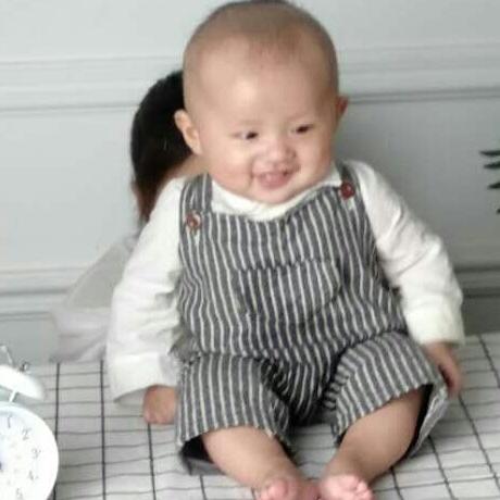 幸福一家人！！。。。