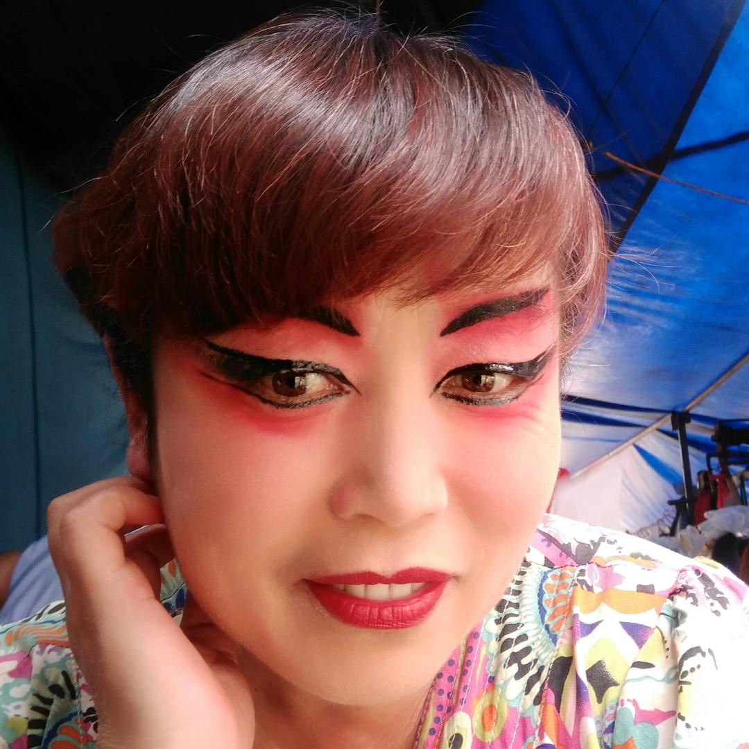 范霞常开心平调黑红脸