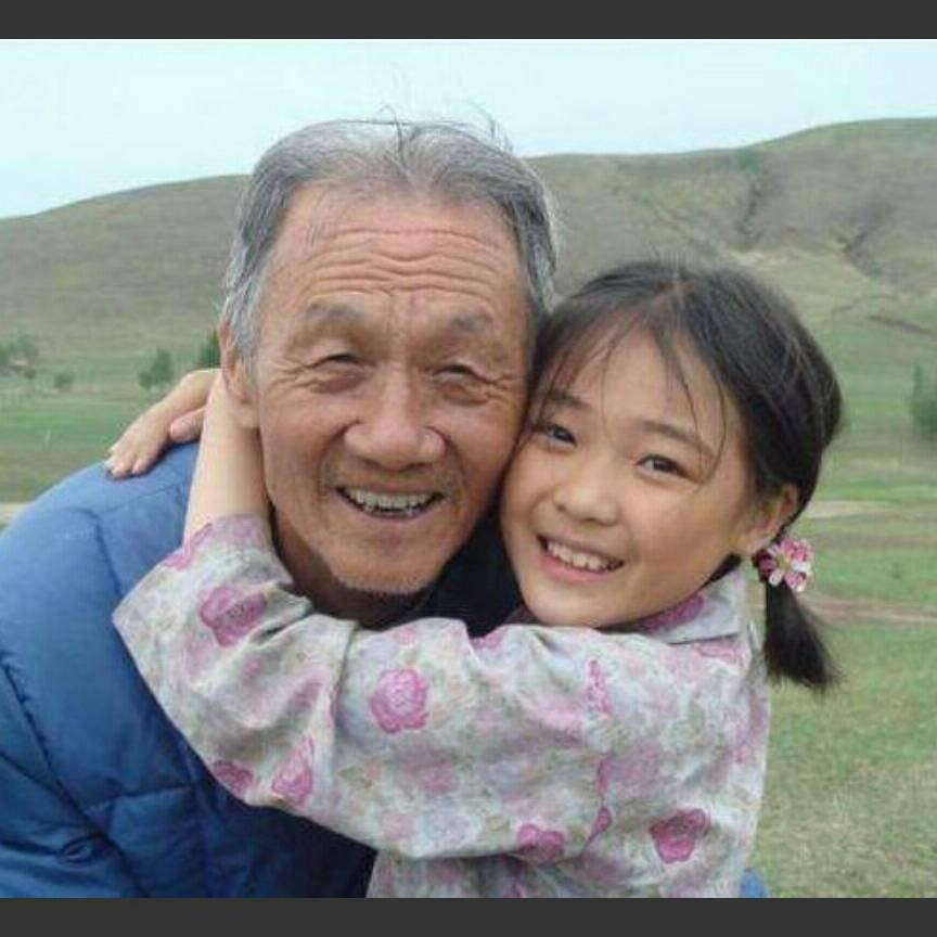 生活是一杯白开