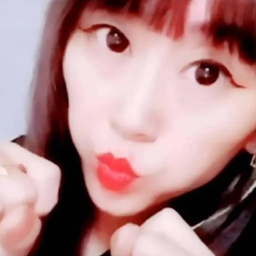 娇娇姐家小欠灯真2