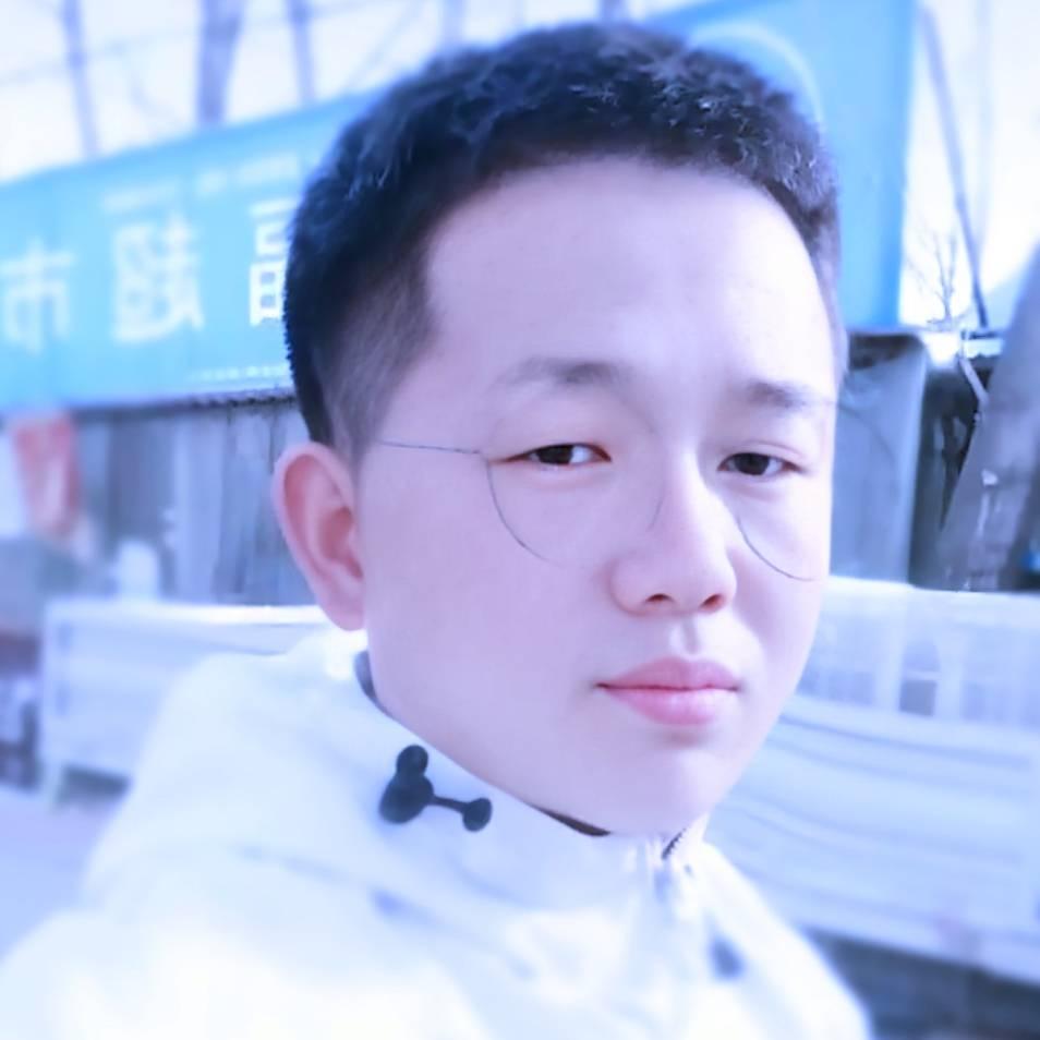 ꧁༺靓仔༻꧂