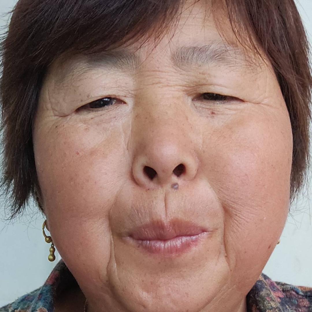 不认字的70后😂
