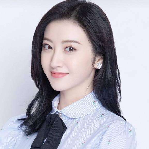 红玫瑰。🌹🌹🌹