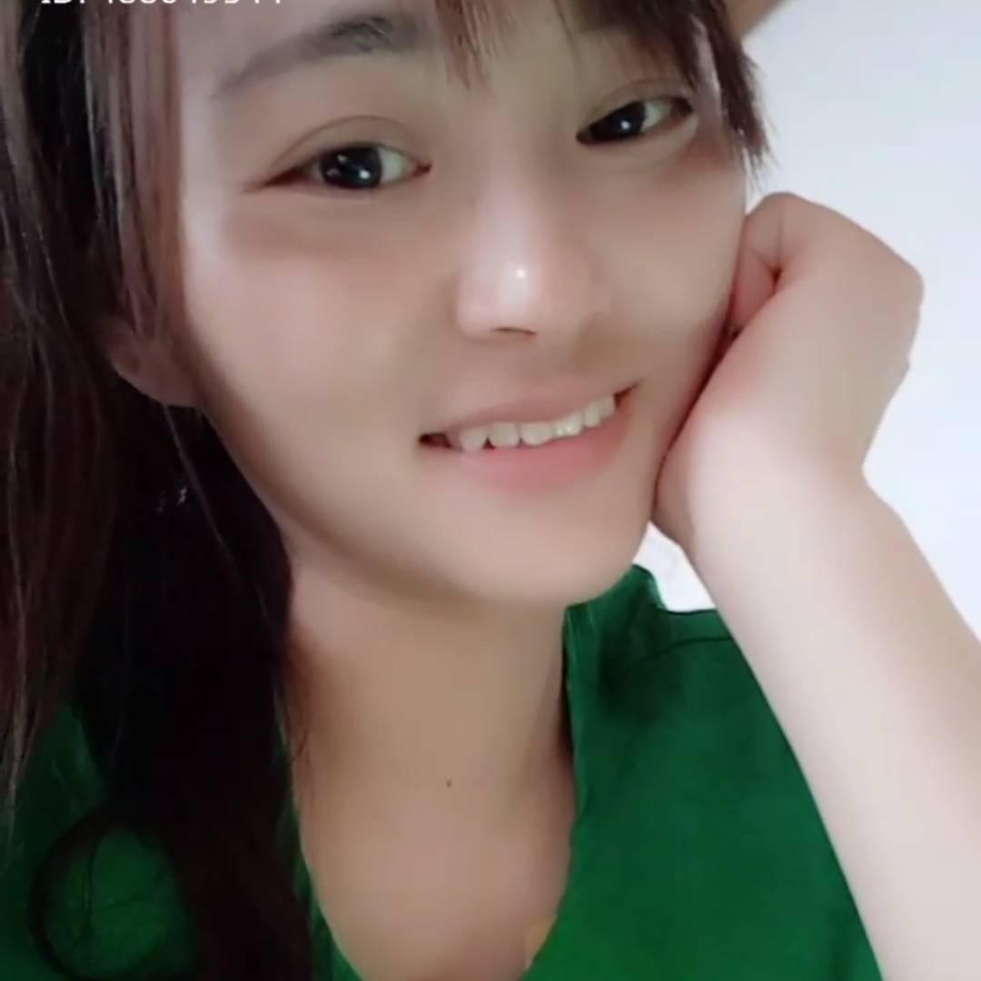 浅浅一笑😋9
