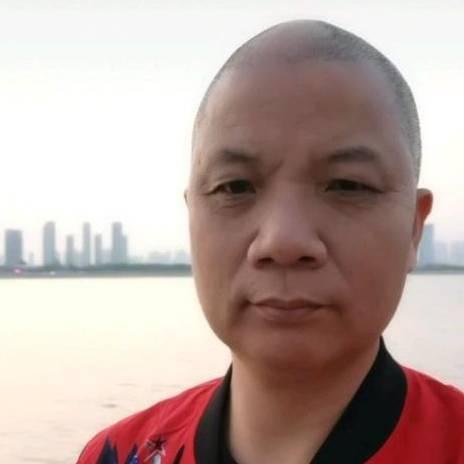 蔡国杉：油品运输队