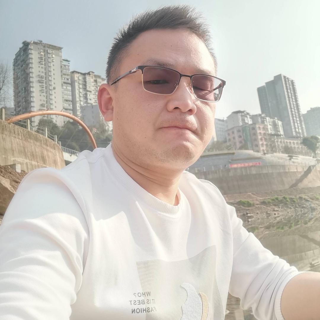 杨╭( ′• o •