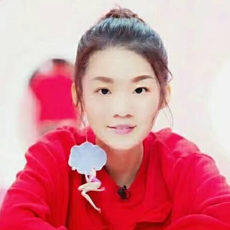 宝莉爱唱歌