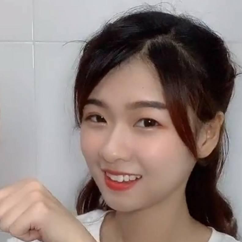娜娜家的铁粉。