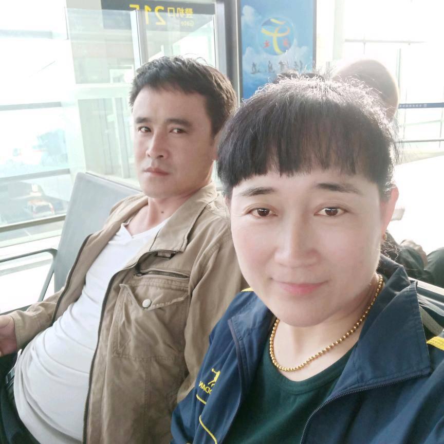 真丝辉煌布业。