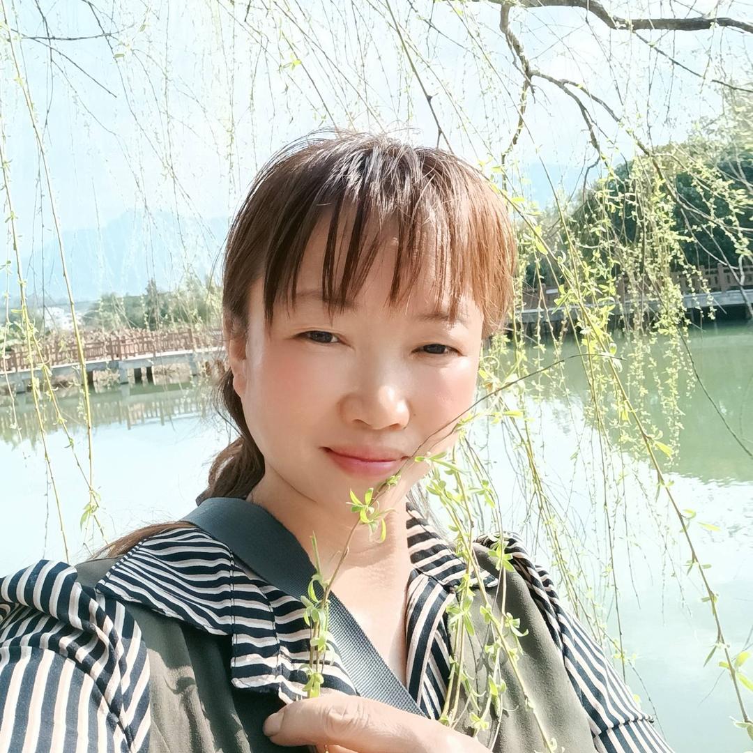 河边姑娘