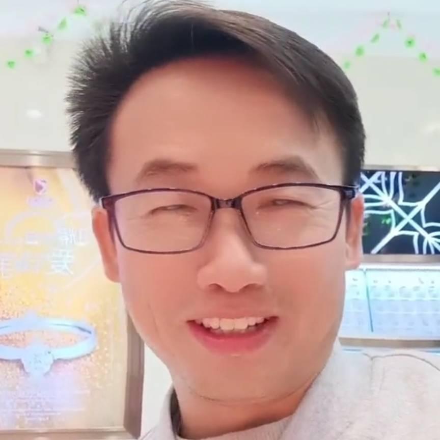 众里寻他千百度！