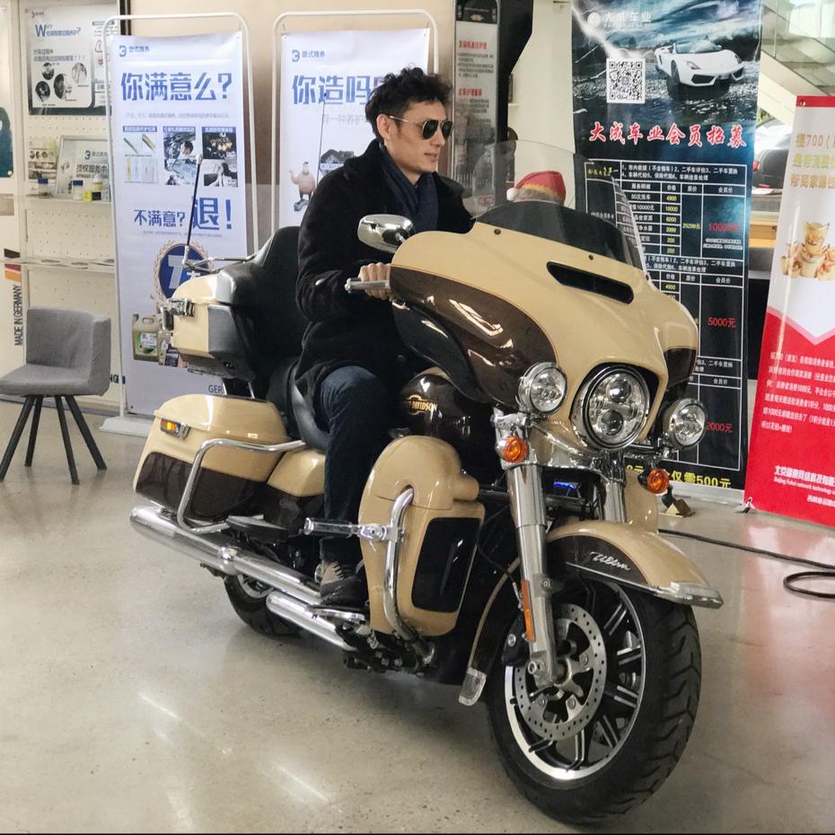 大黄蜂的汽车圈