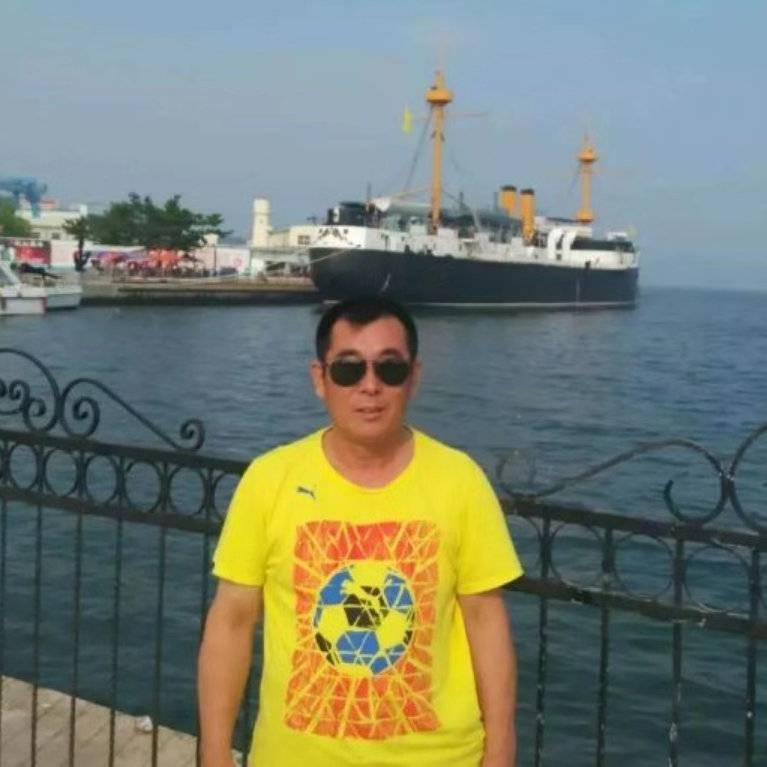 开心快乐每一天。