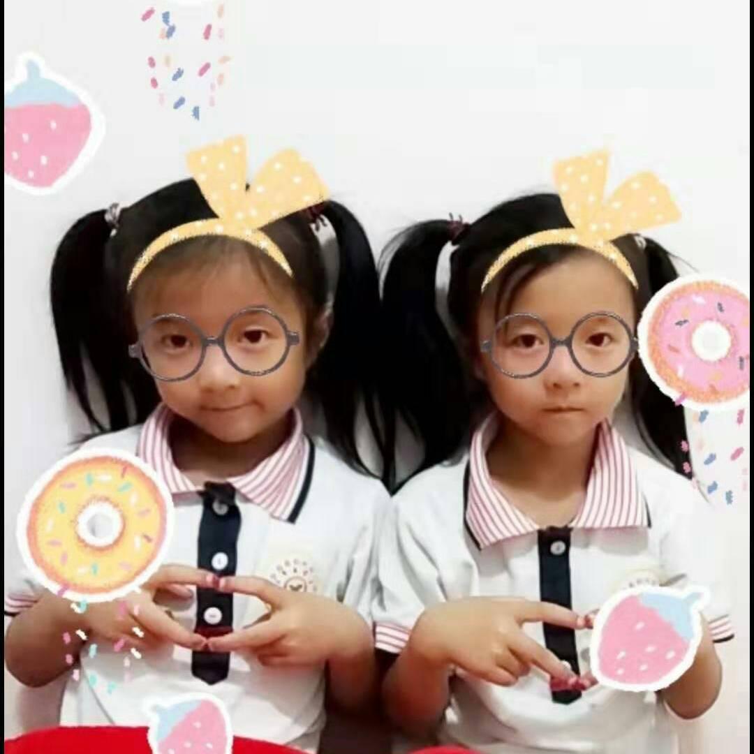 双胞胎 轩轩👭彤彤