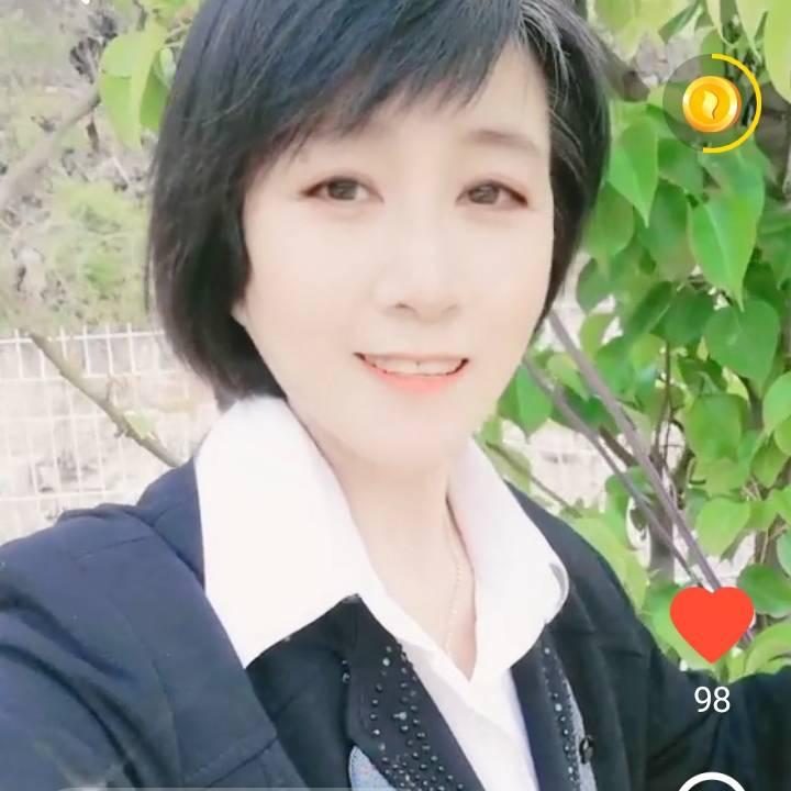 华⭐️夏