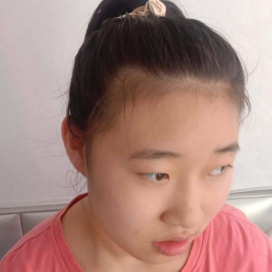 我家有个美丽小天使