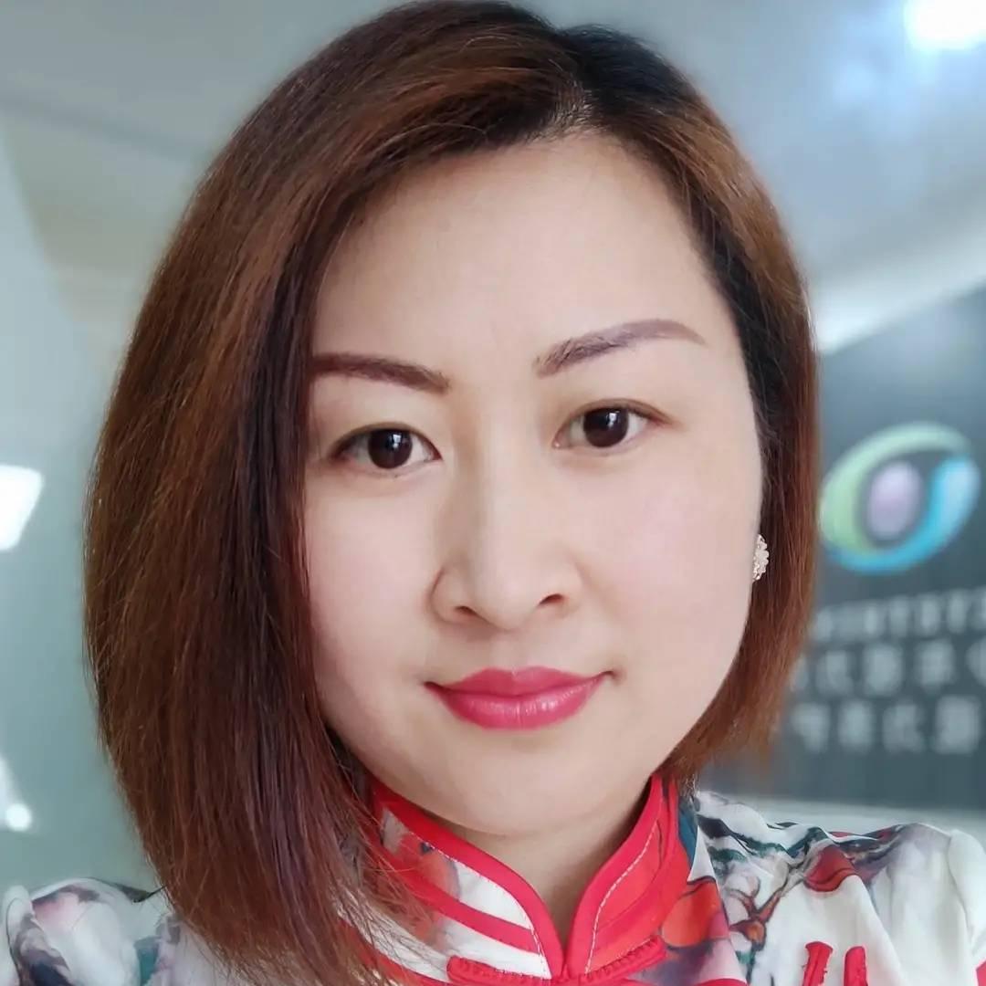 🌹带刺的玫瑰🎤爱唱歌