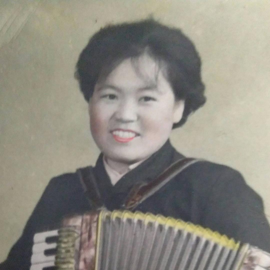 984