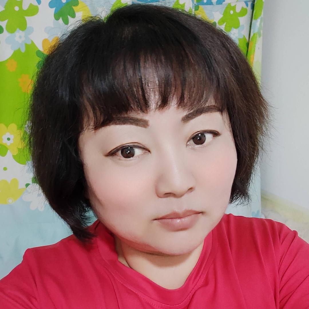 晴空初夏的蔷薇花