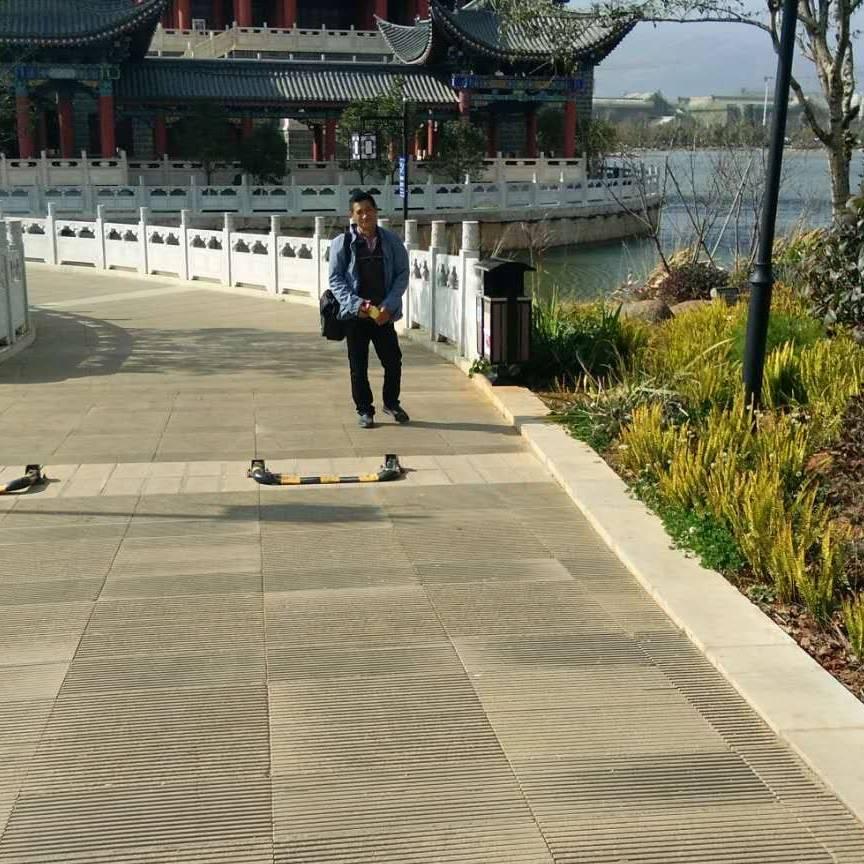 鹏雁𡿨生活号，