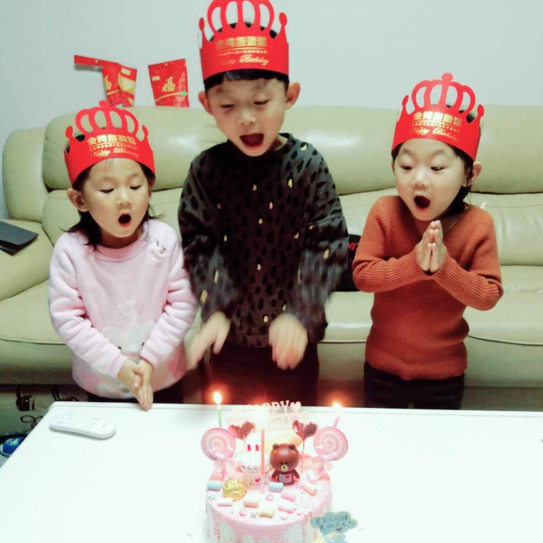 孩子们的姥姥