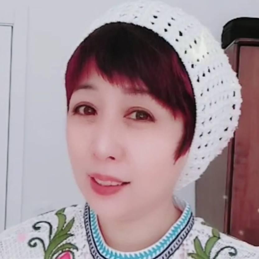 歌迷爱唱歌