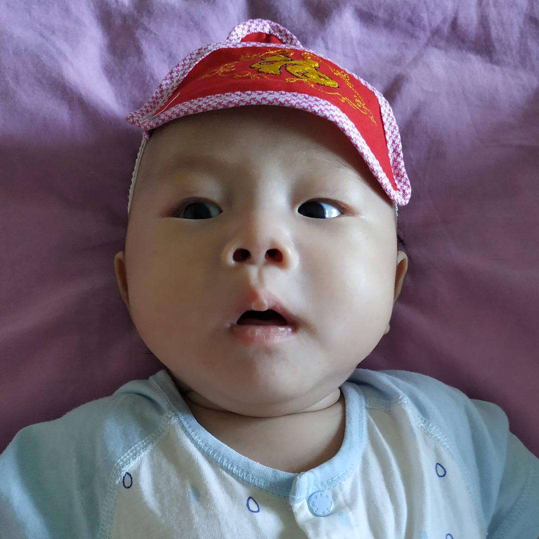 相差43岁的爸爸妈妈