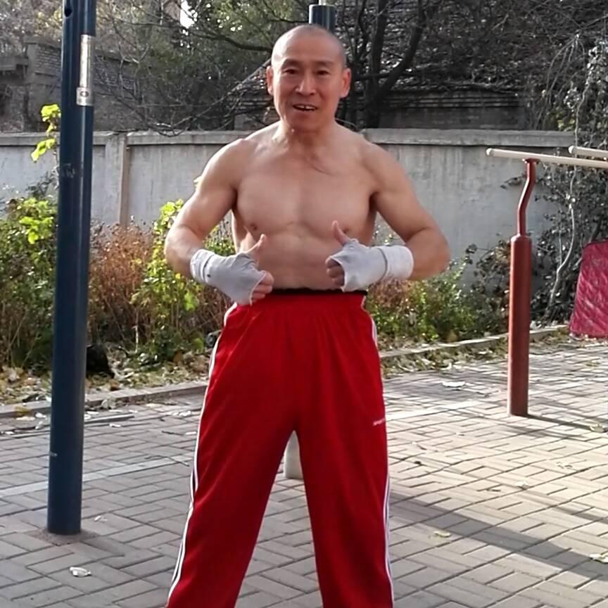 鞍山健身哥