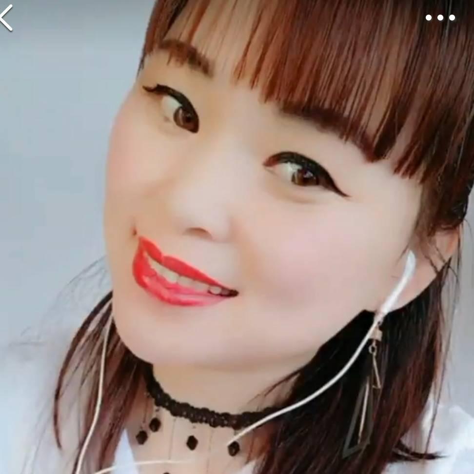 追逐晨光的东北丫头