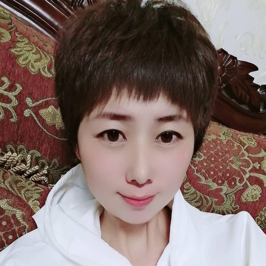 从容微笑