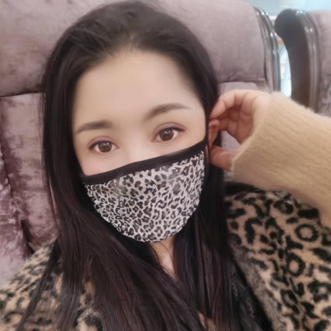 丽 丽