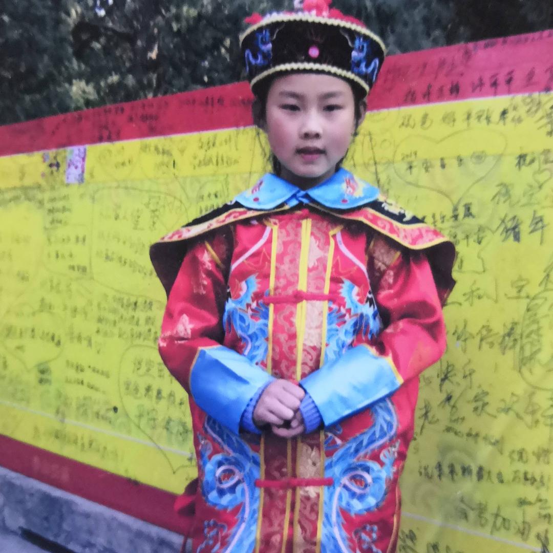 骏瑶