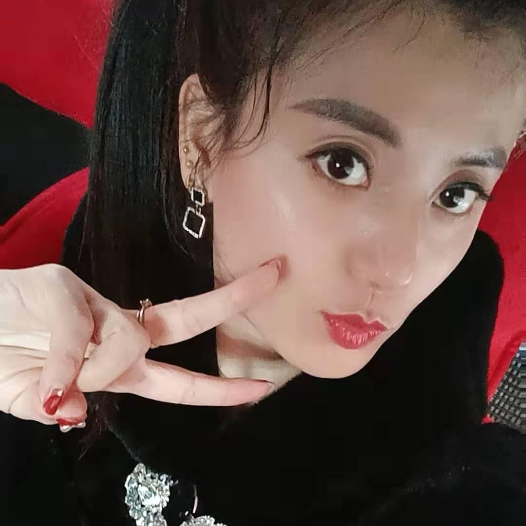 小黑妹👀