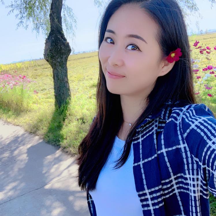 慧卖火柴的小妖精