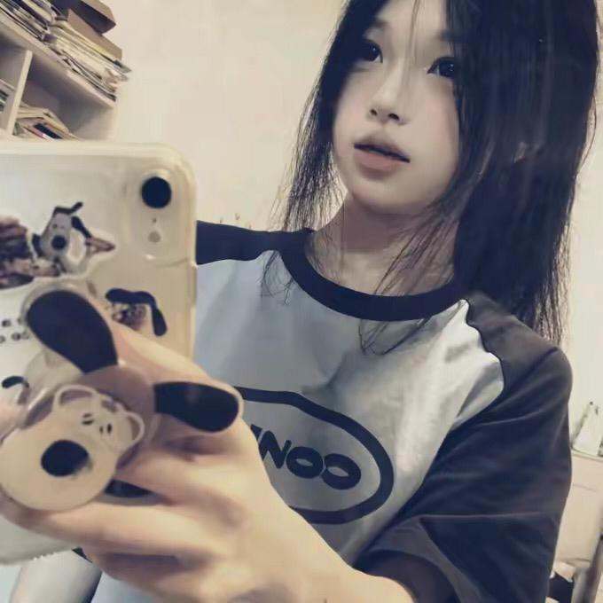红橙女孩爆爆