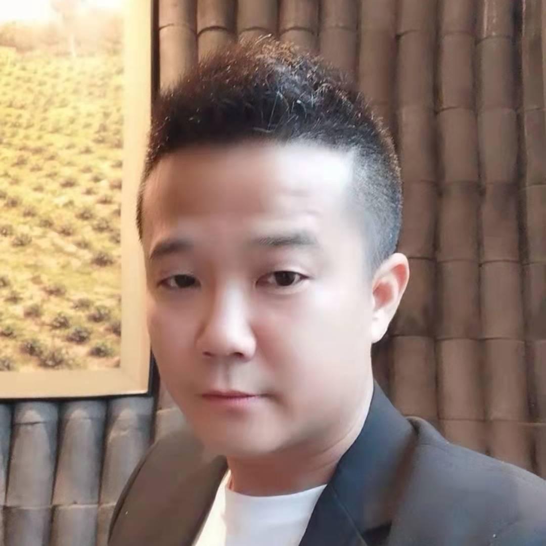 郭咚咚吉他工作室
