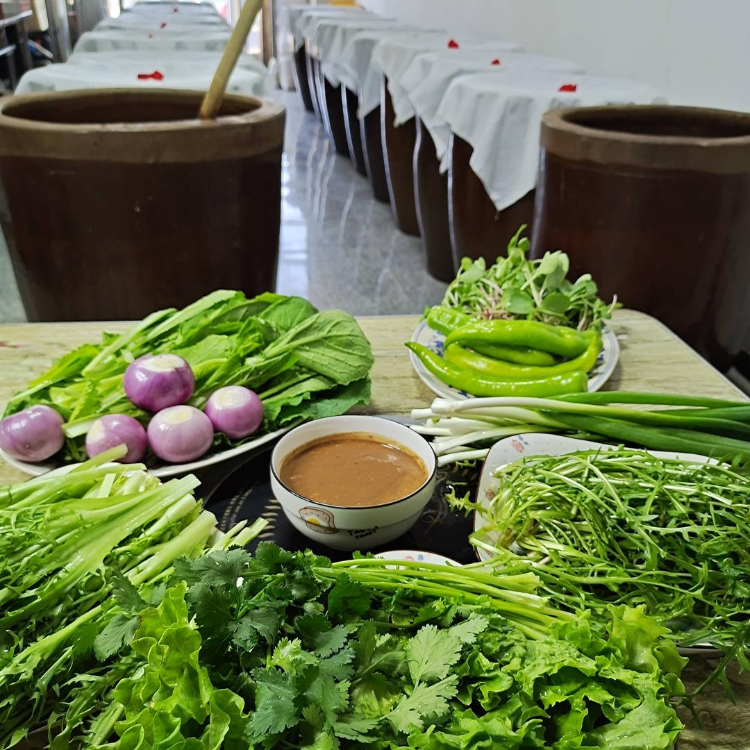 东北农家大酱雷哥