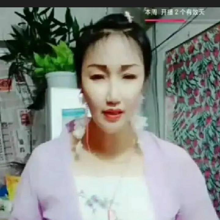 梦姐喜欢伤感情歌