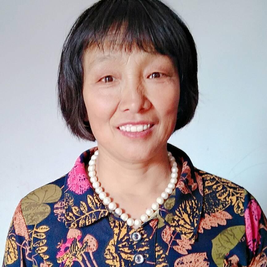 一个快乐的农村小老太