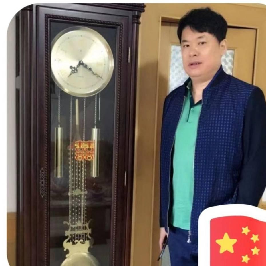 虎林市二百货经营钟表，表叔