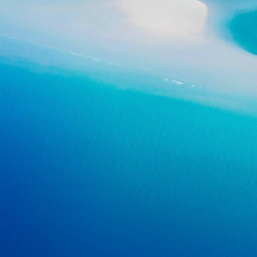 蔚蓝色的海
