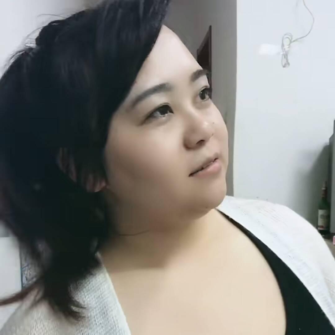 俏姑娘不服输